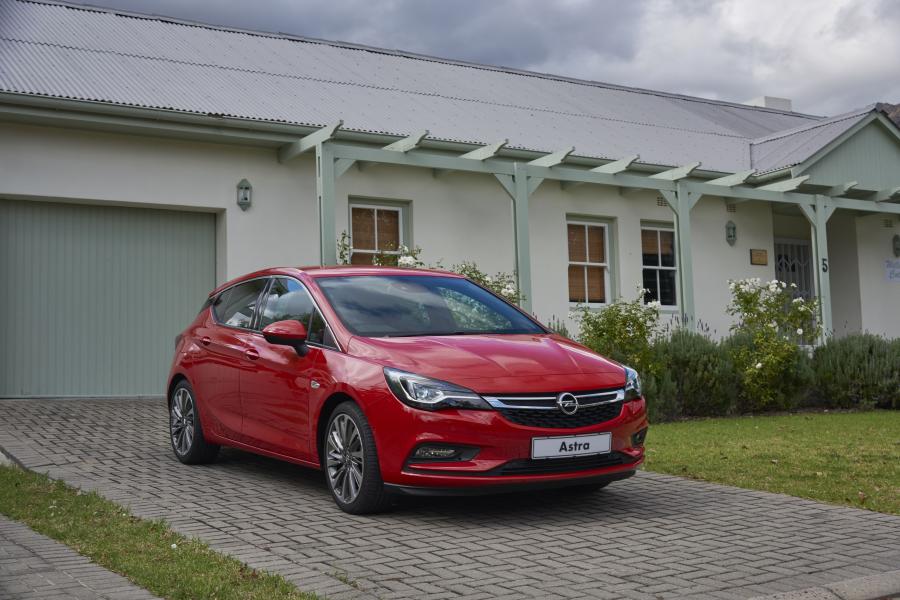  Opel Astra 2016 года  (ZA) (фото 19 из 40)